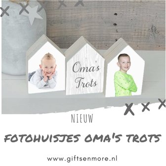 Oma's trots fotohuisjes
